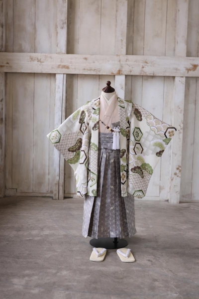 RC808-A　3歳　RC809-A　5歳　ベージュ